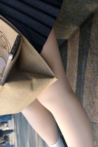 mt008【独家原创】短裙女子大生的奇特坐姿秀出肉丝美腿