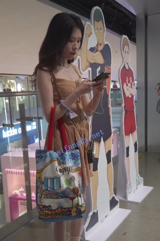 (BC-AA-474)便利店CD清凉吊带裙美女..干净白内半蹲贴镜头