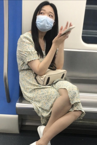 TK399-原创 投稿 连衣裙妹子超薄肉丝白开闪